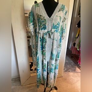 Blue Island Beach Floral Cover-up Kaftan
